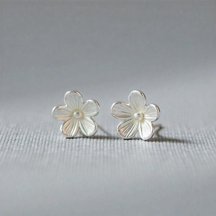 Floral silver stud for women