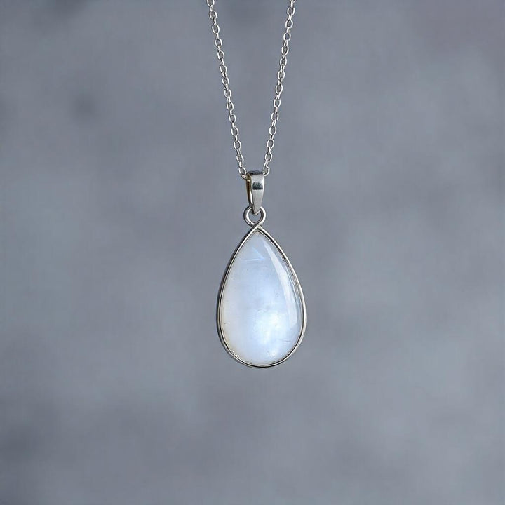 Silver moonstone pendant for women